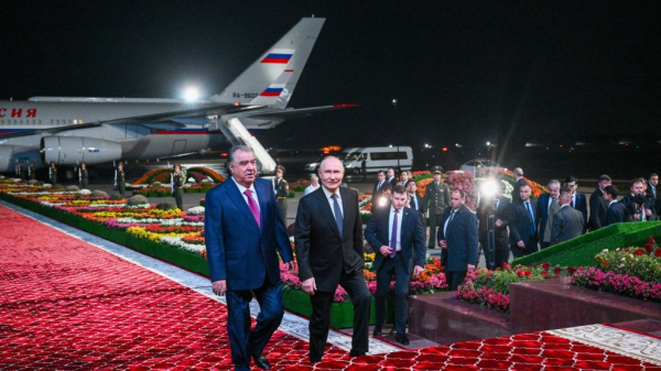 Путин прибыл в Таджикистан